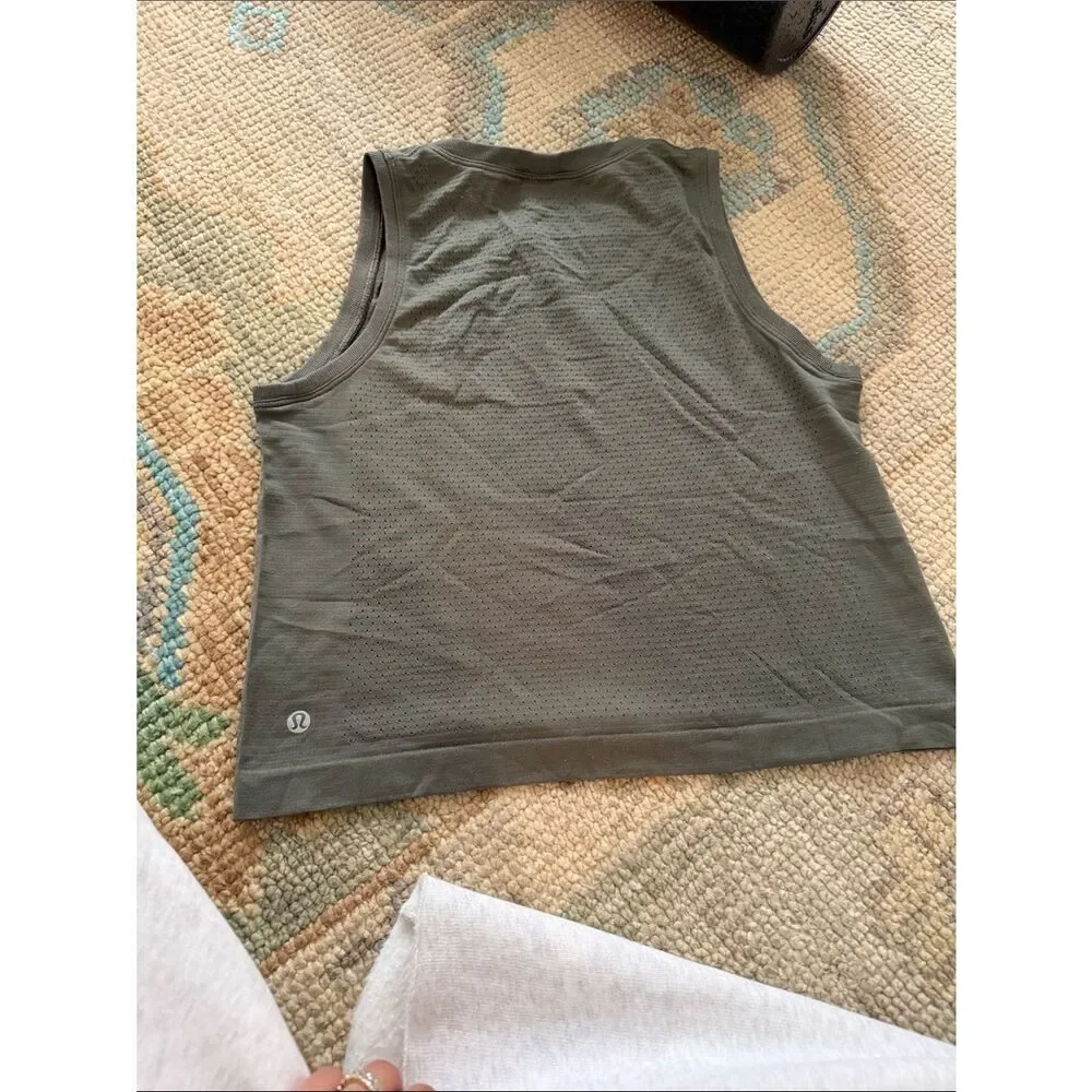 Lululemon Swiftly Breathe Crop Tank
